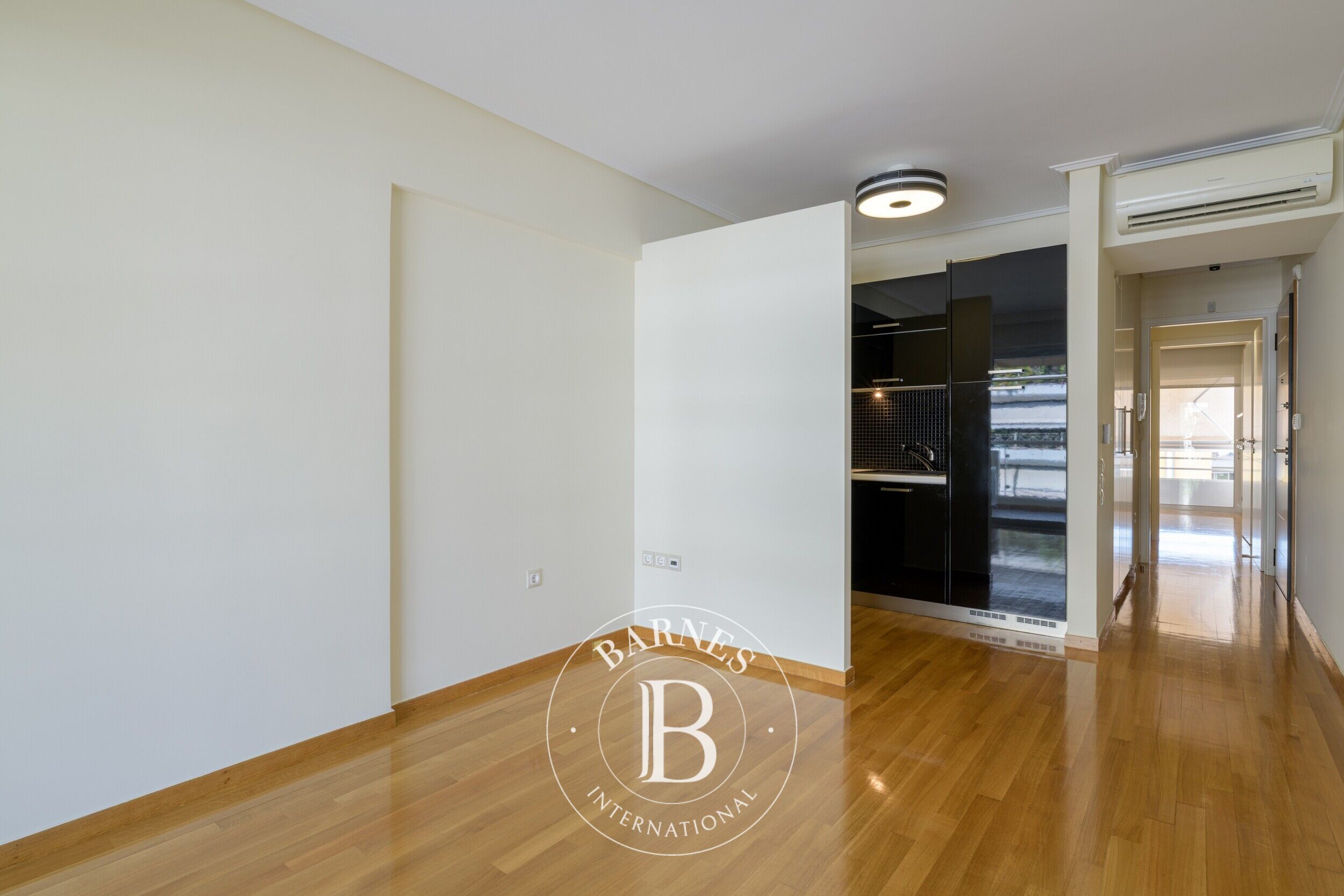 Daire Nea Smyrni - picture 8