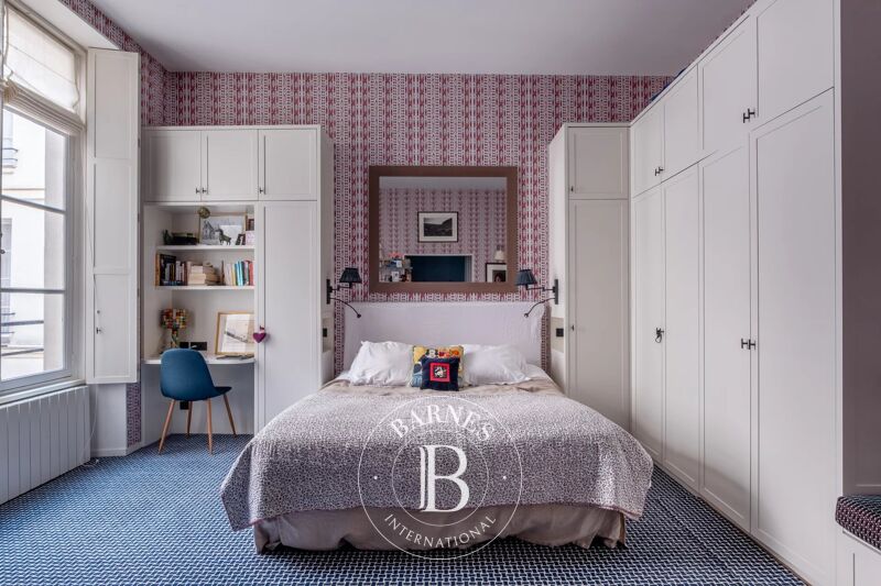 For Sale Apartment | Paris 6ème - picture 2