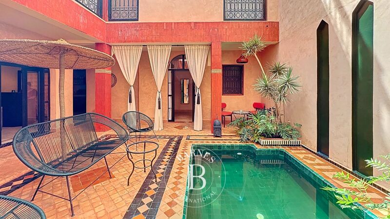FOR SALE – MAGNIFICENT RIAD TITLE 4 BEDROOMS AT RIAD LAROUSSE, MARRAKECH