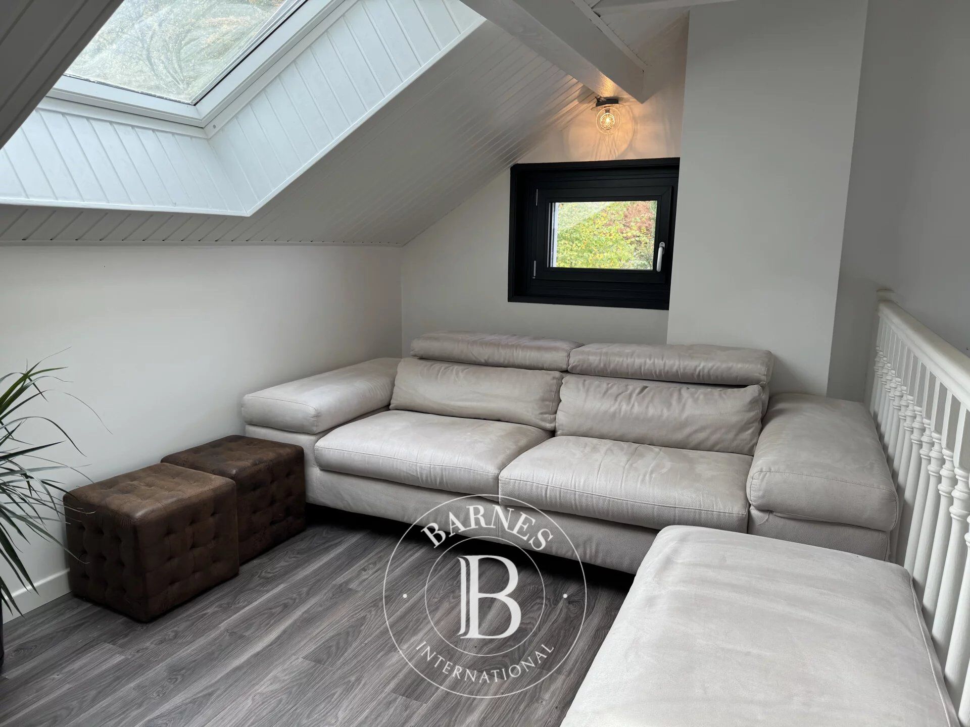 Ev Lugrin - picture 14