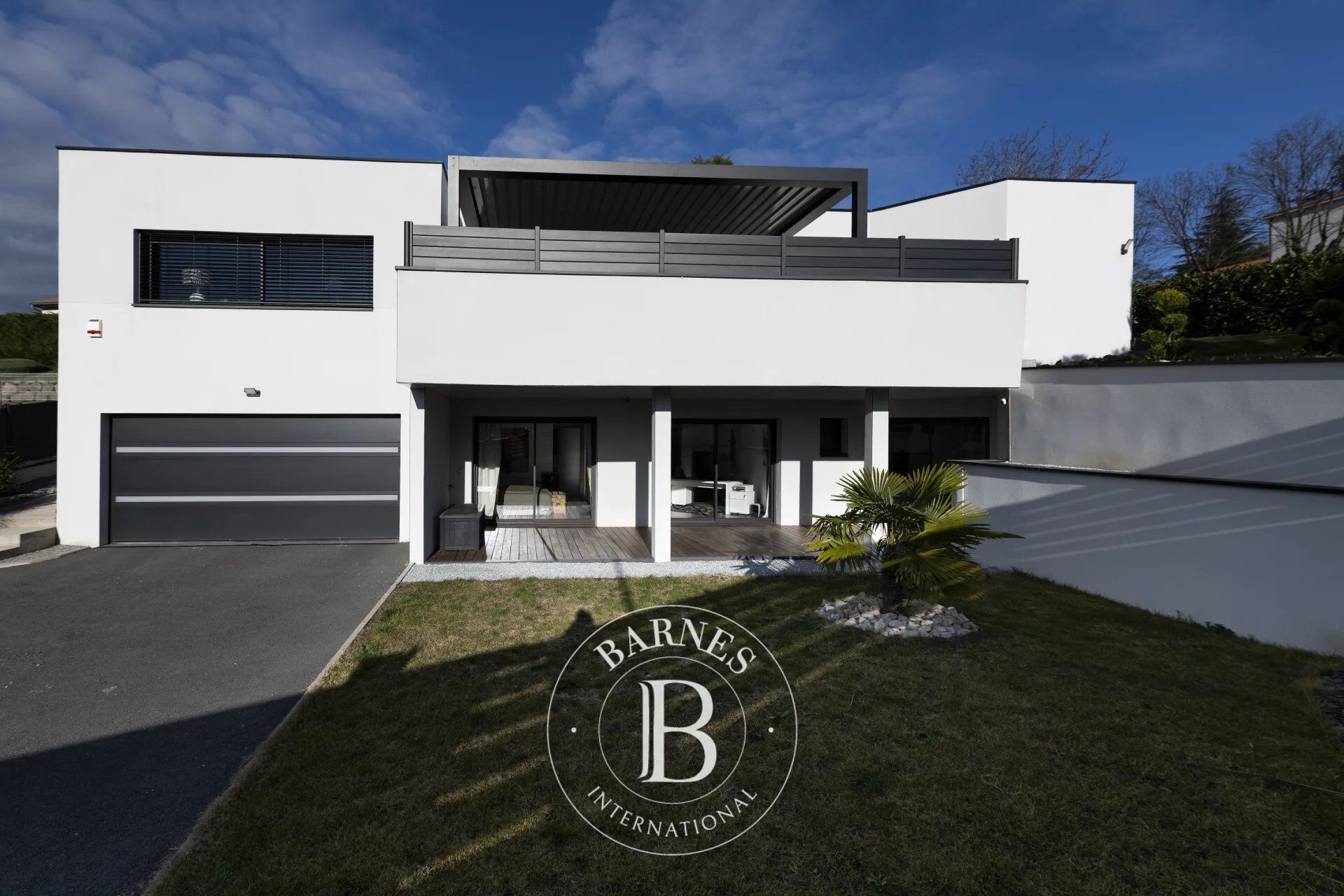 Au Sud de Clermont Ferrand - Maison contemporaine, 240 m², 5 chambres - picture 3