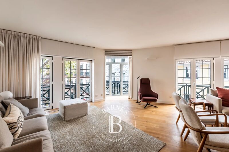 For Sale Apartment | Misericórdia - picture 2