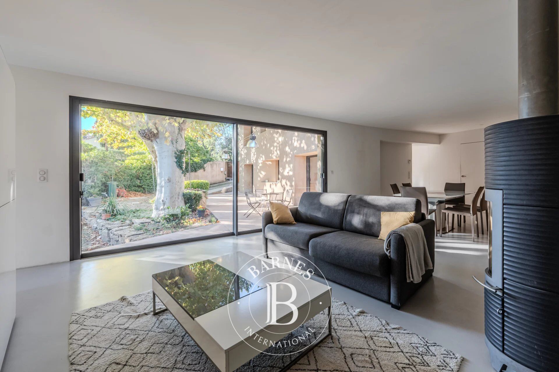 House Grans - picture 3