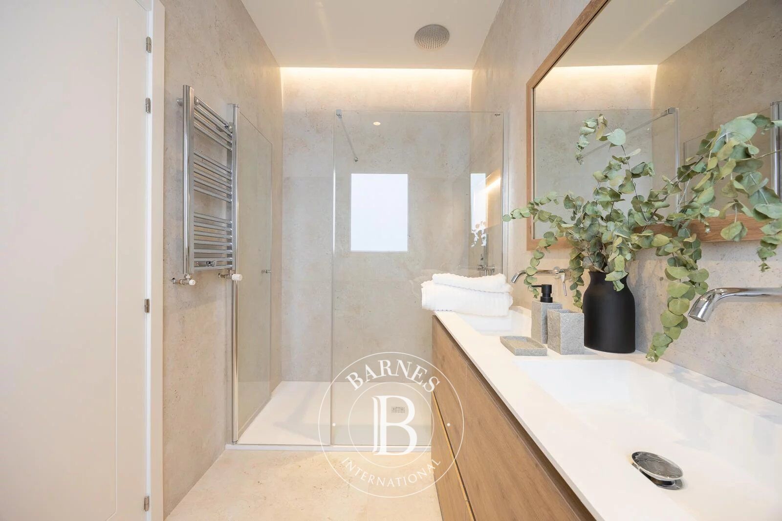 Daire Madrid - picture 12