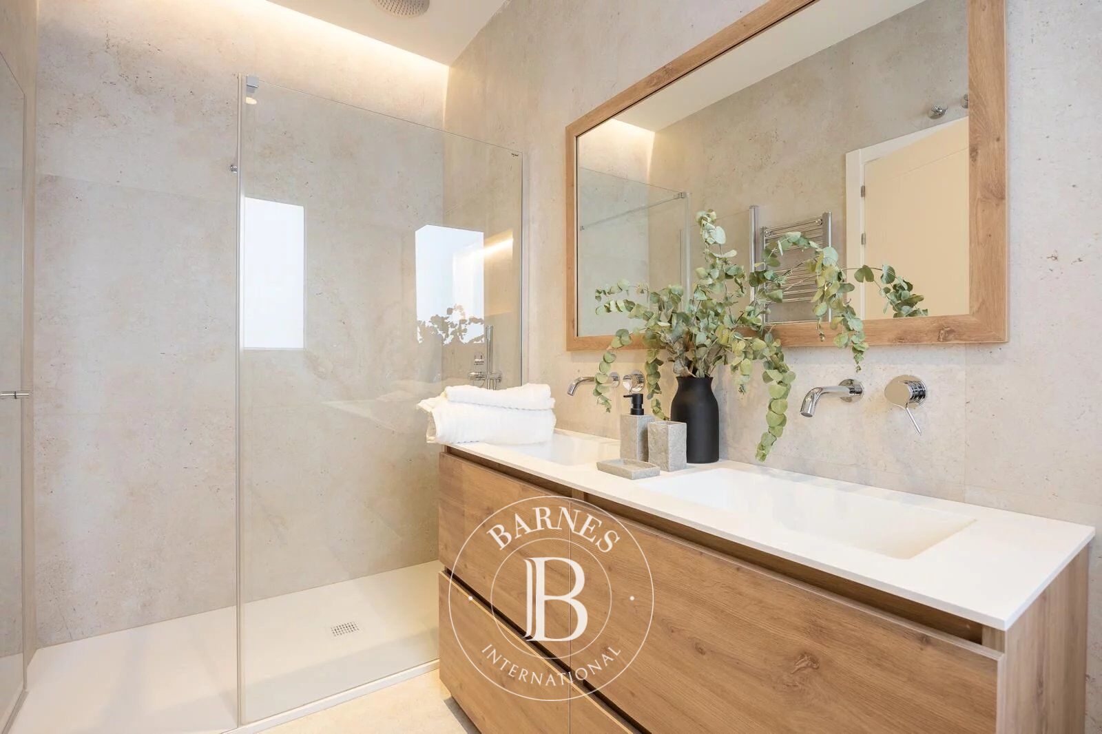 Daire Madrid - picture 11