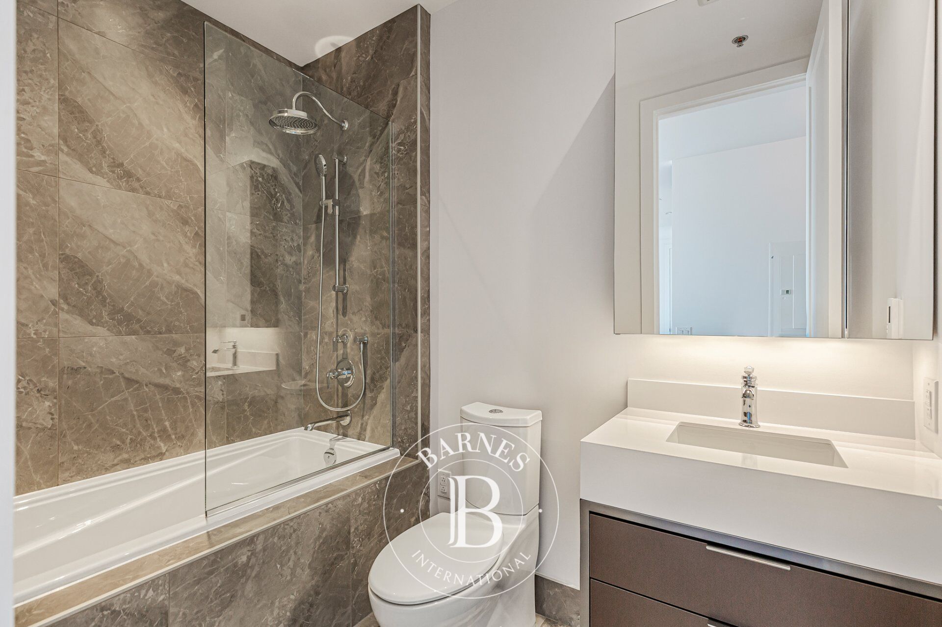 Daire Montréal (Ville-Marie) - picture 17