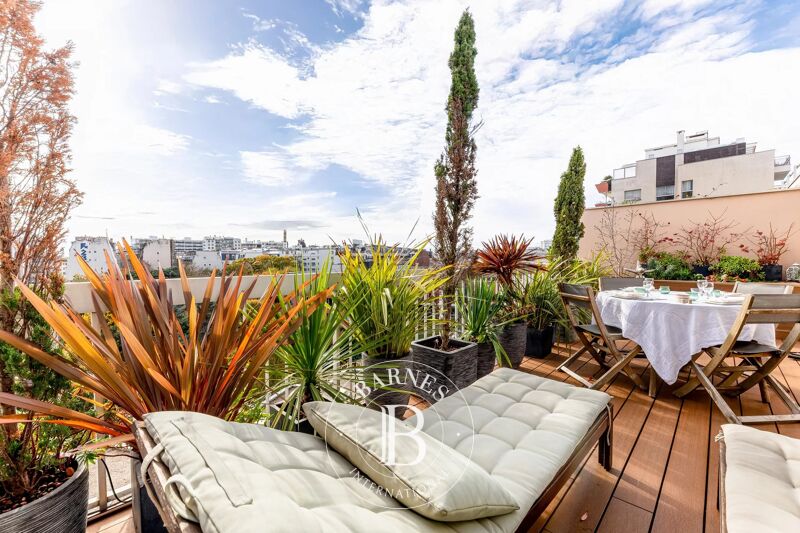 OFF Market - Nation - Appartement - Dernier étage - Terrasses