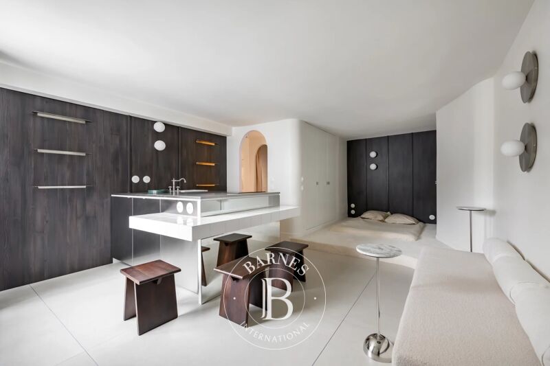 Apartment for sale - Paris 3 - Gravilliers - Upper floor - Renovated