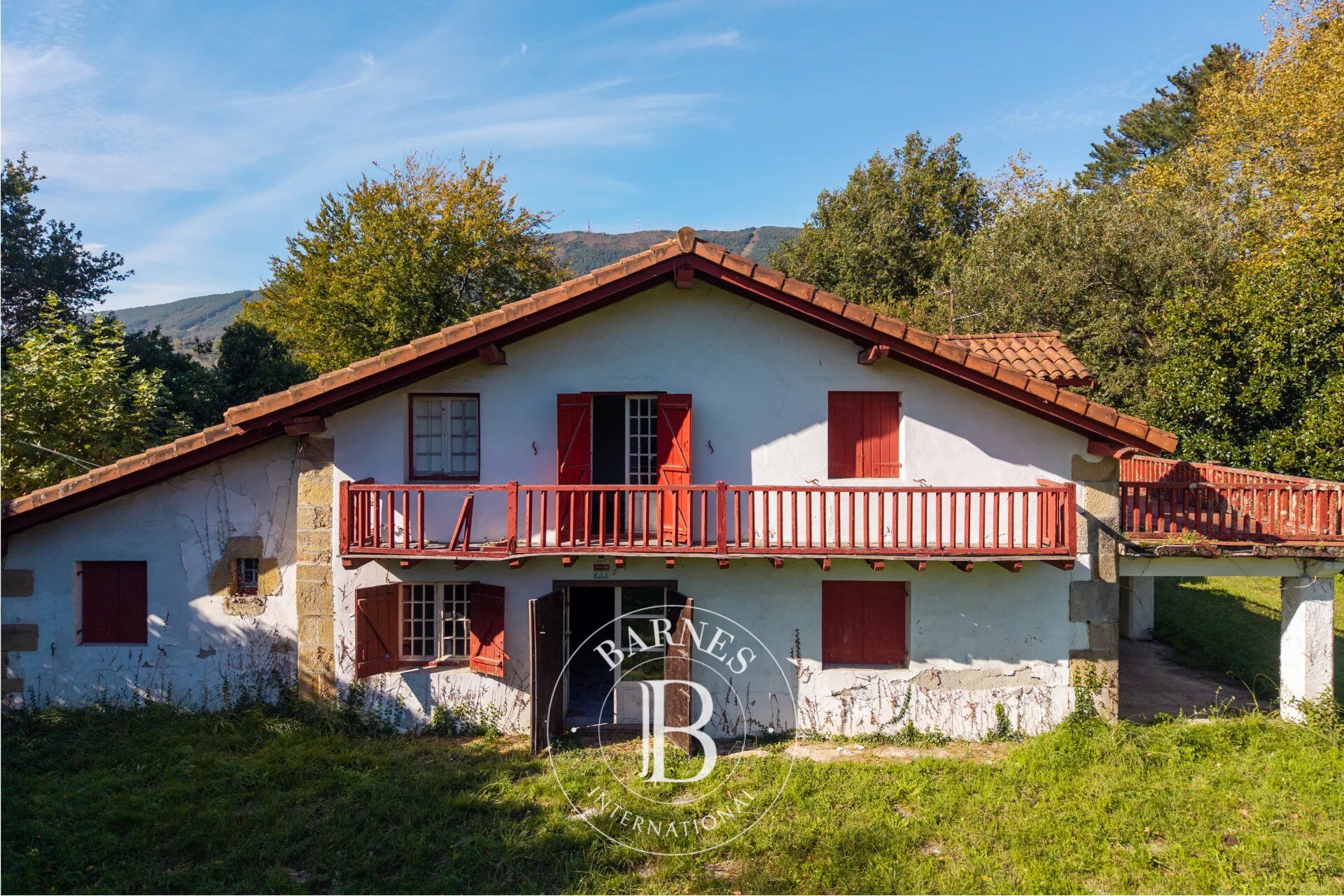 IRÚN - Casa vasca con encanto rodeada de naturaleza - picture 2