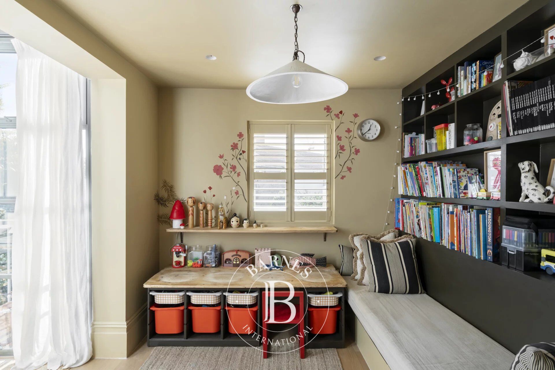 Daire London - picture 14