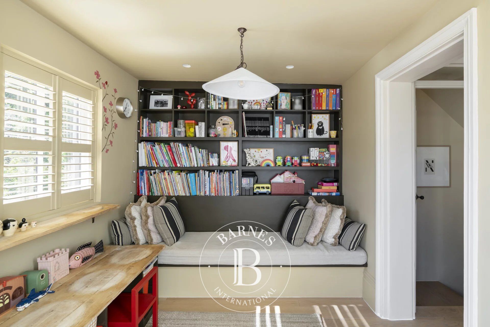 Daire London - picture 13