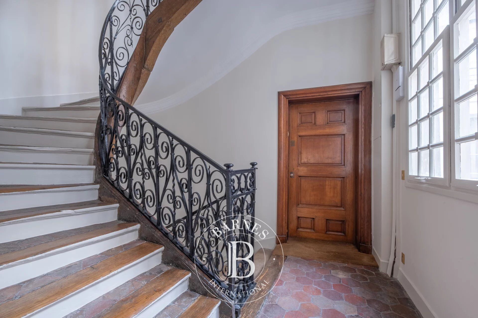 Paris 6th arrondissement - Monnaie - Exceptional apartment - 16th-century mansion - picture 2
