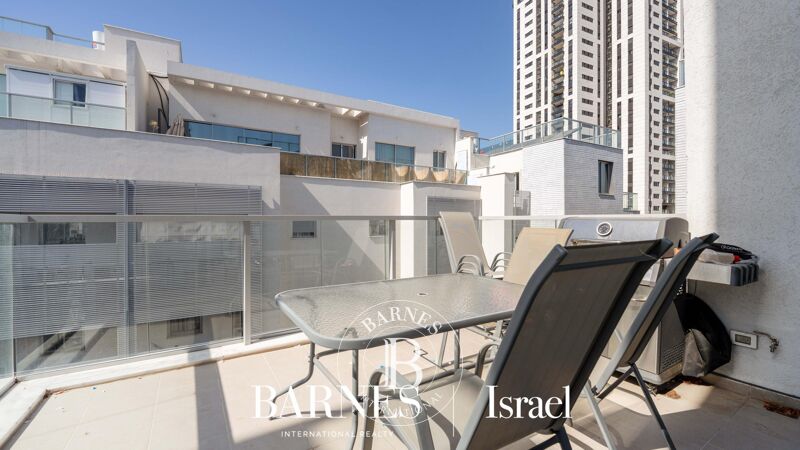 For Sale Apartment | Tel Aviv-Yafo - picture 3