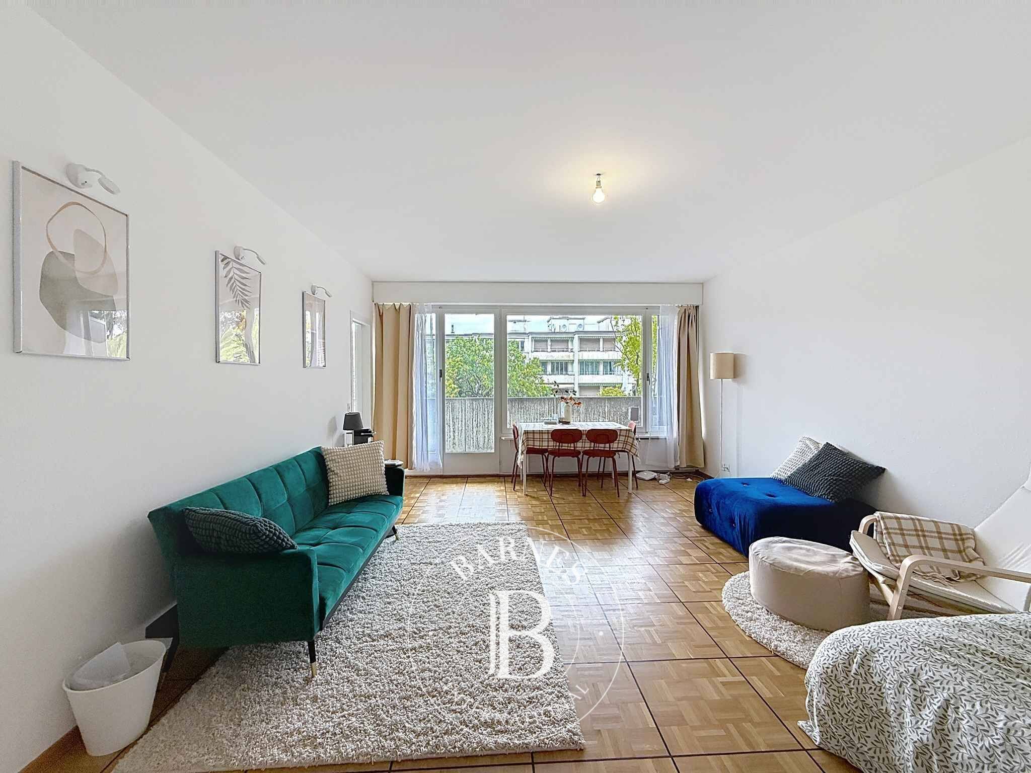 Vente en SI - Agréable 2 pièces dans le quartier de Florissant - picture 1