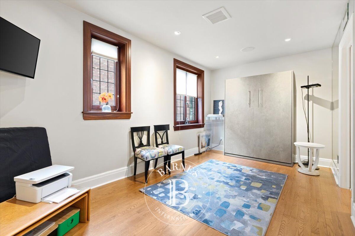 Ev Westmount - picture 33