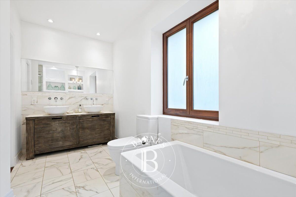 Ev Westmount - picture 13