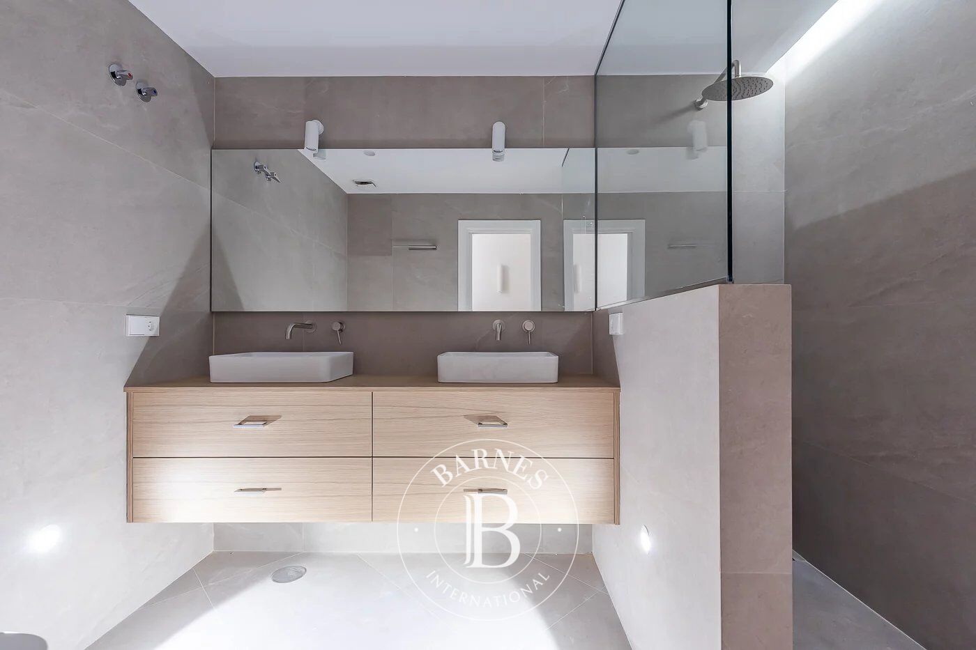 Daire Madrid - picture 32