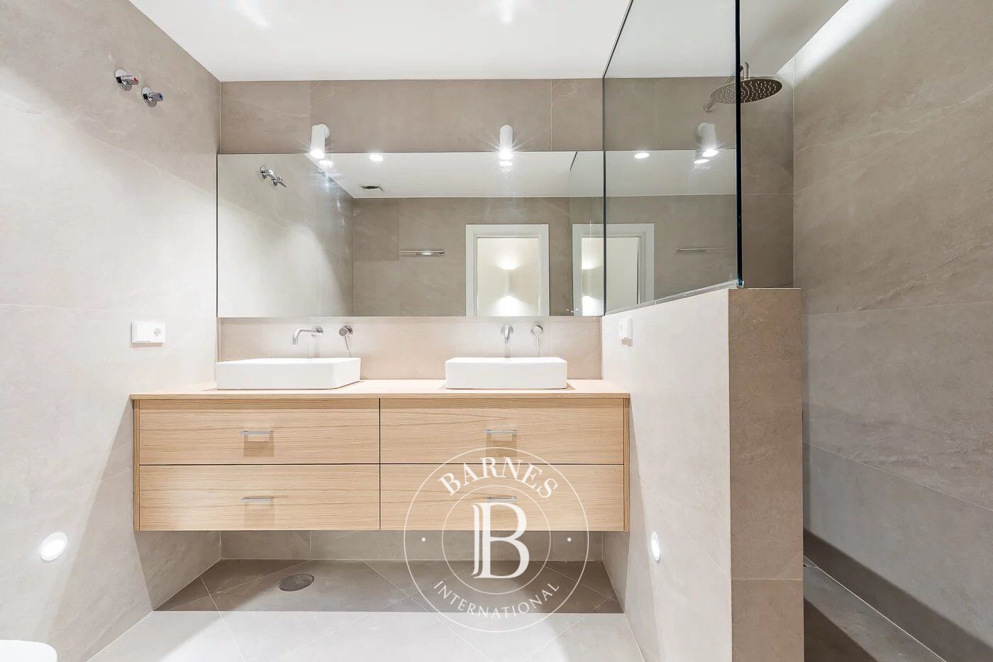 Daire Madrid - picture 21