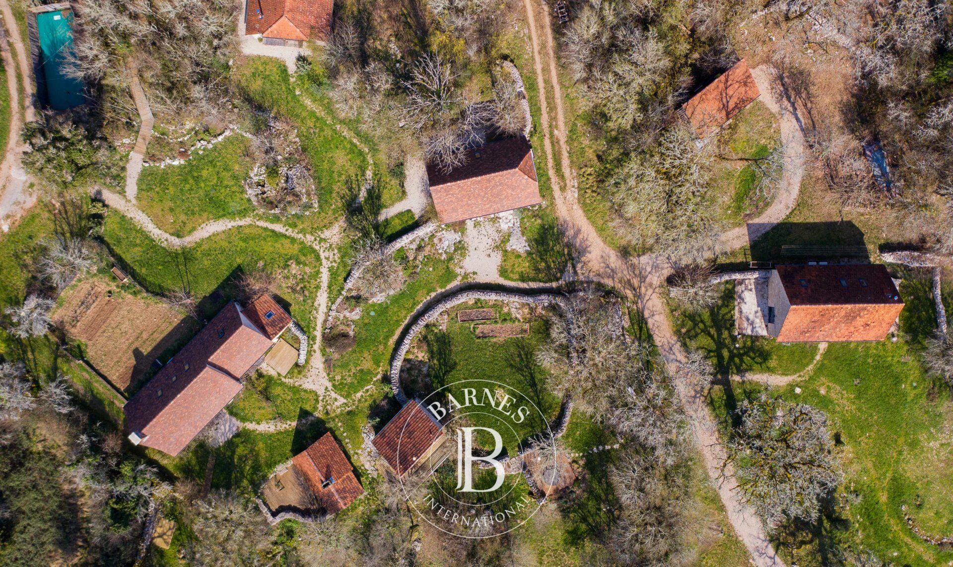 Finca Figeac - picture 1