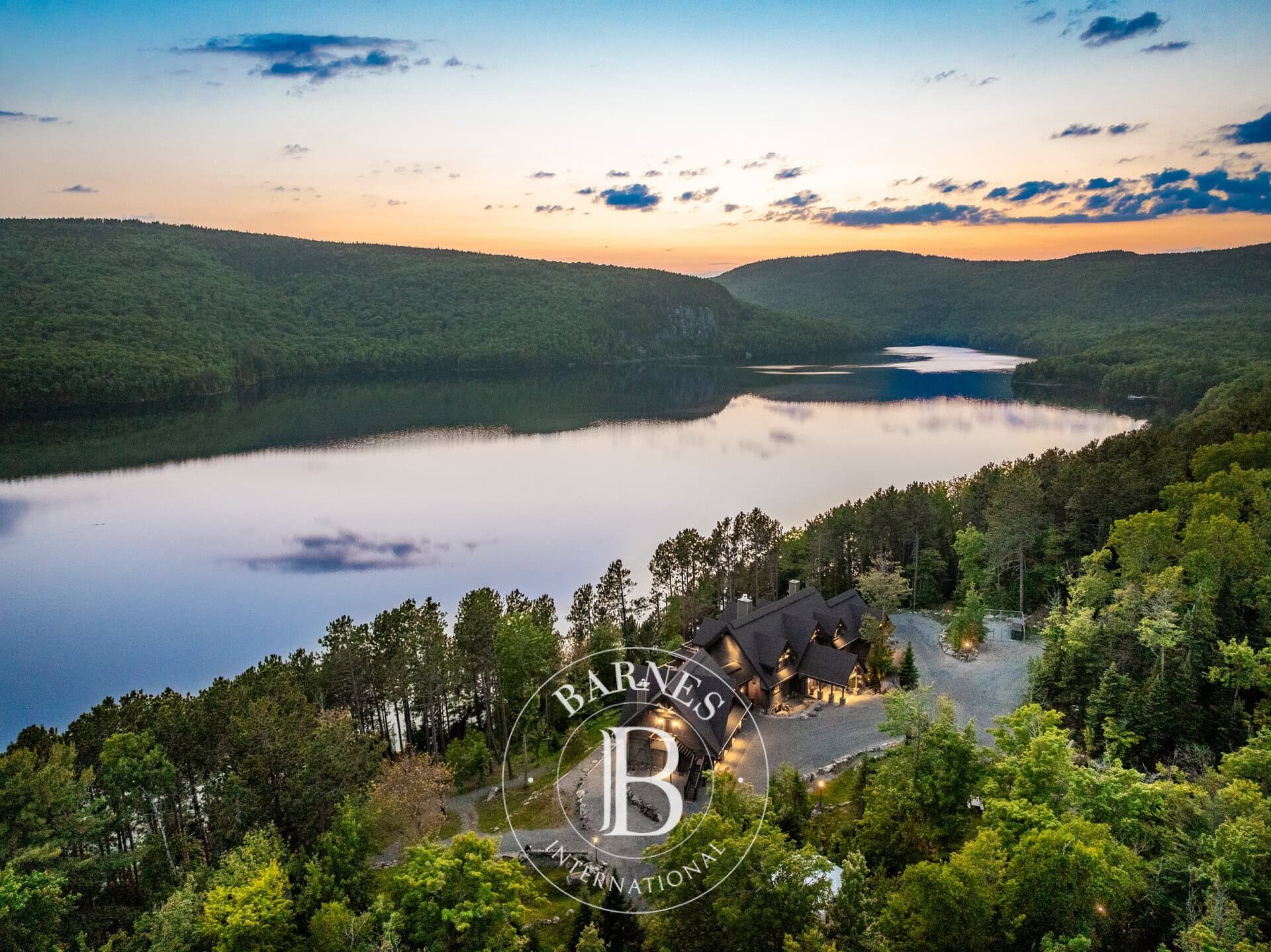 Ev Saint-Alexis-des-Monts - picture 7