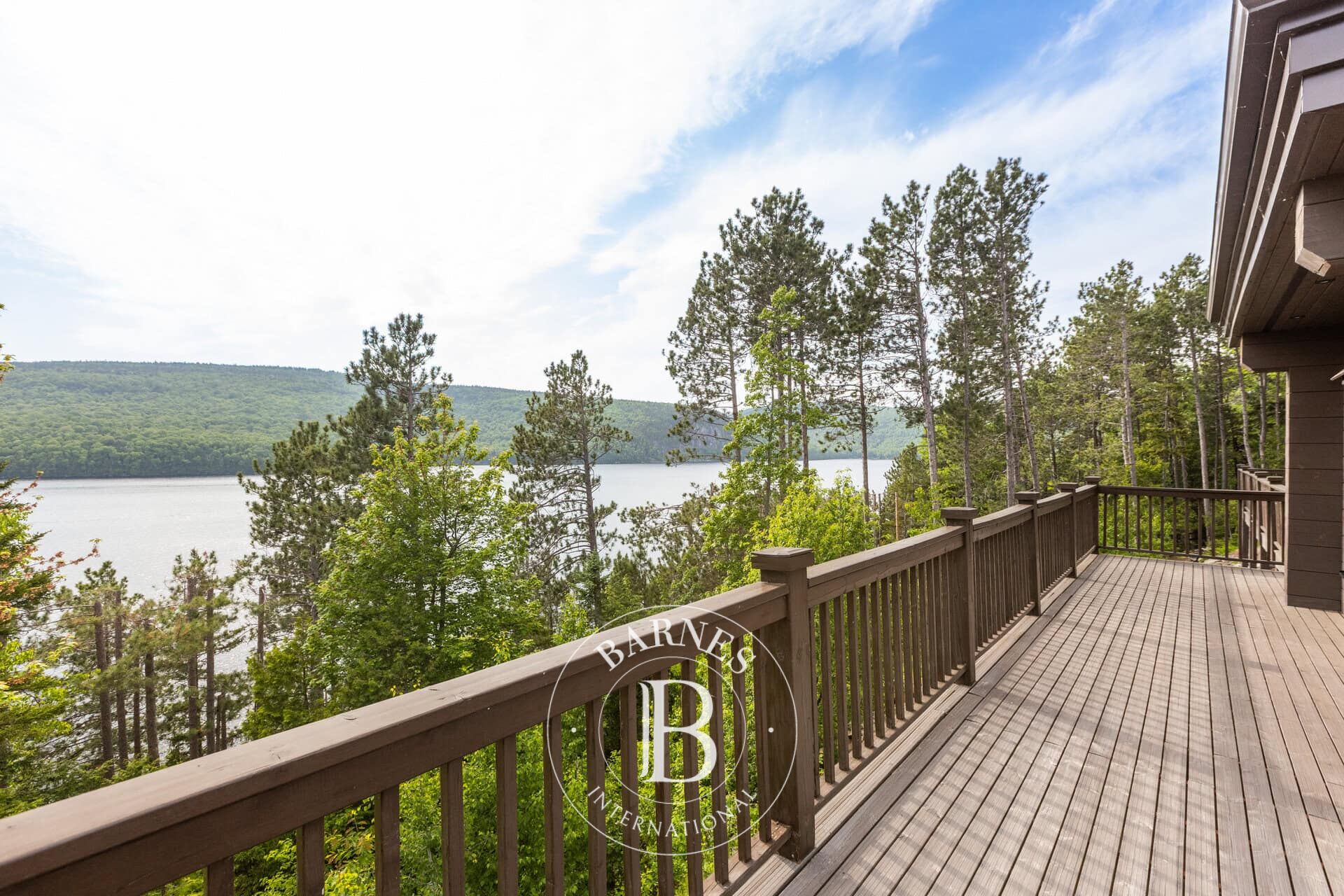 Ev Saint-Alexis-des-Monts - picture 10