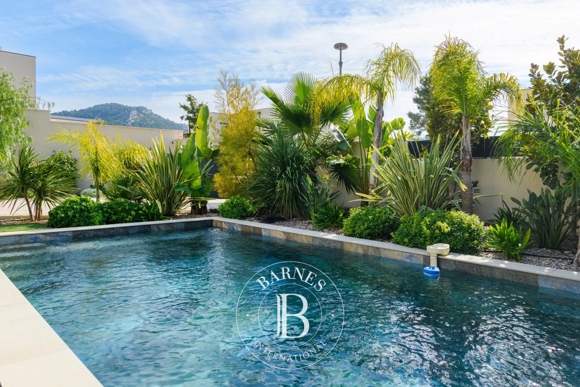 Casa Marseille 9ème - picture 1