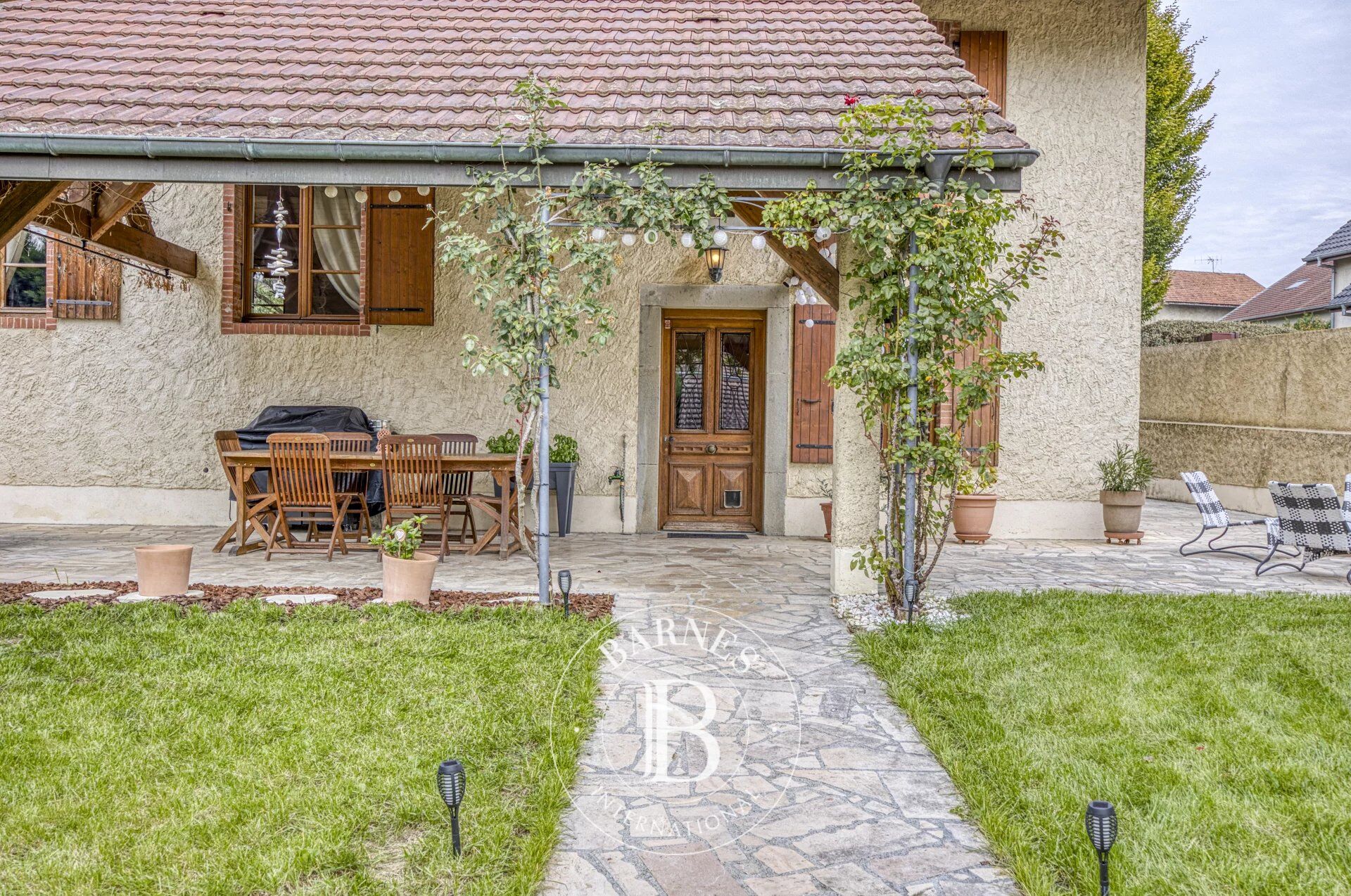 BARNES GENEVOIS - NANGY - BATISSE HISTORIQUE DU XVIIIème - picture 1