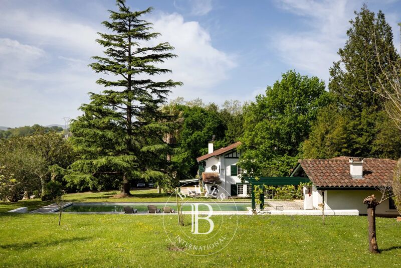 For Sale Property | Ascain - picture 1