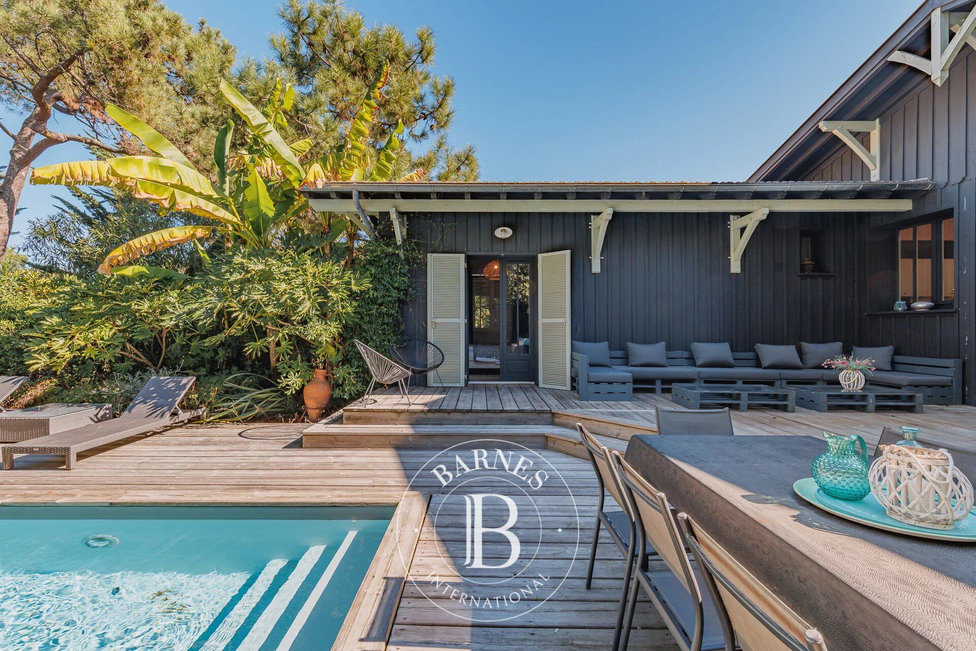 FERRET-CAPIENNE VILLA WITH HEATED POOL IN THE PHARE DISTRICT – CAP FERRET PENINSULA - picture 2