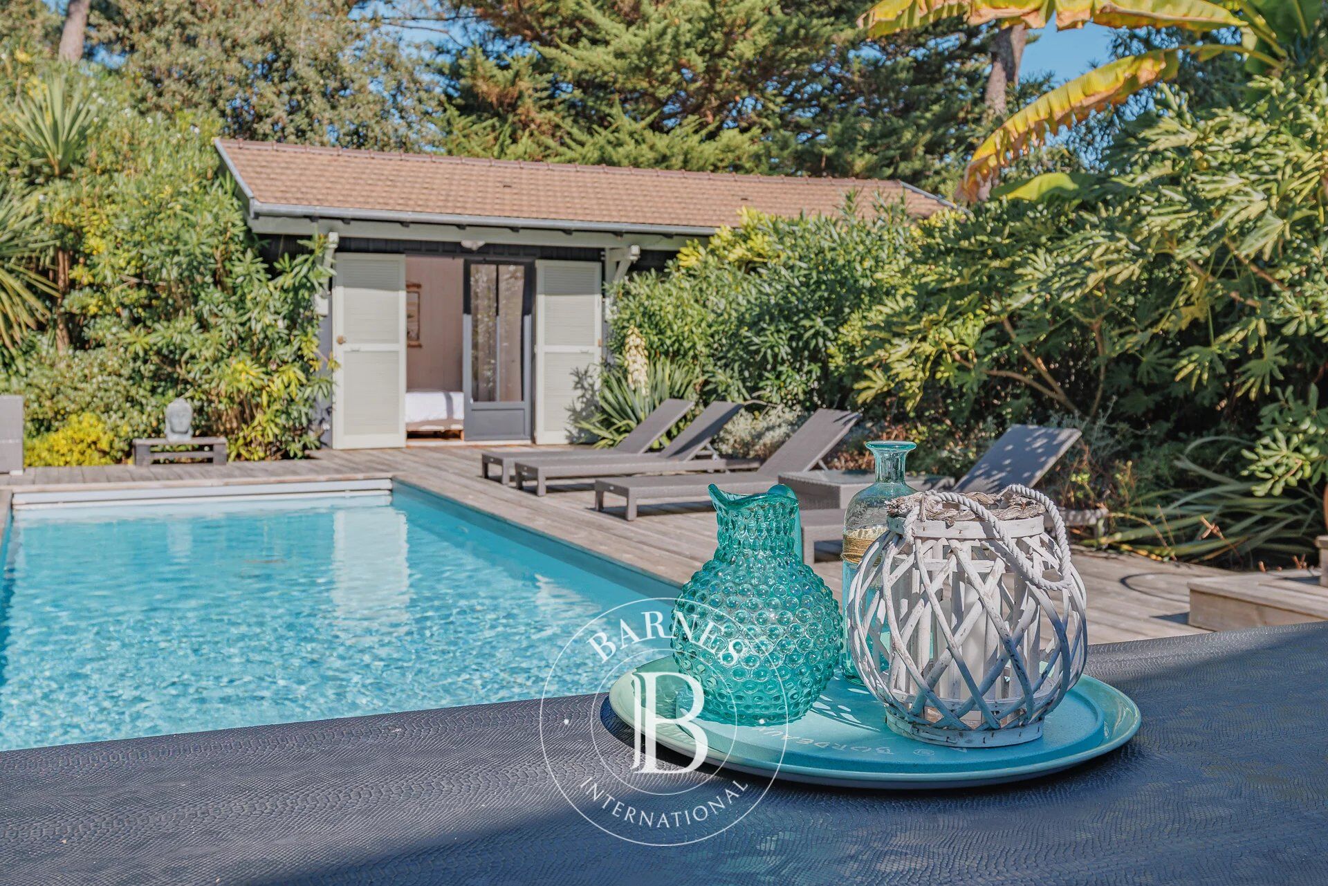 FERRET-CAPIENNE VILLA WITH HEATED POOL IN THE PHARE DISTRICT – CAP FERRET PENINSULA - picture 3