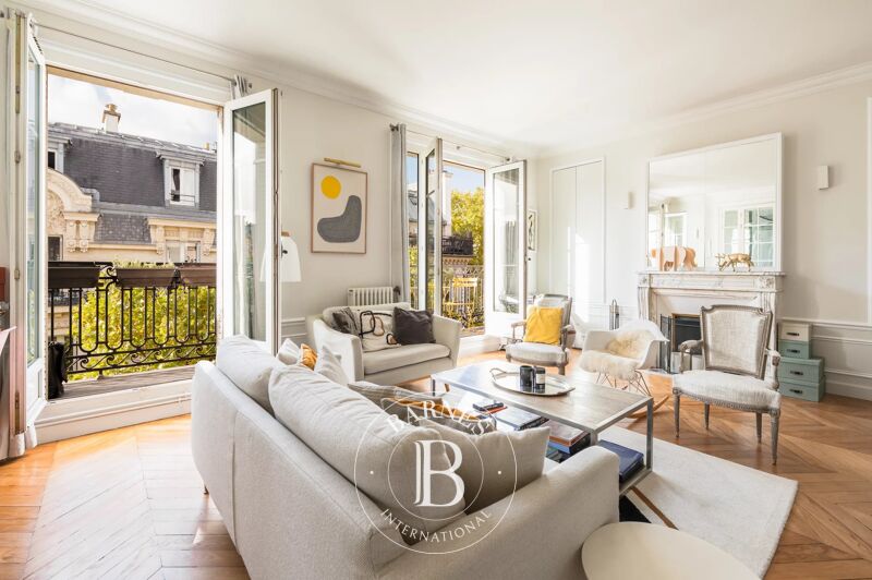 For Sale Apartment | Paris 9ème - picture 2