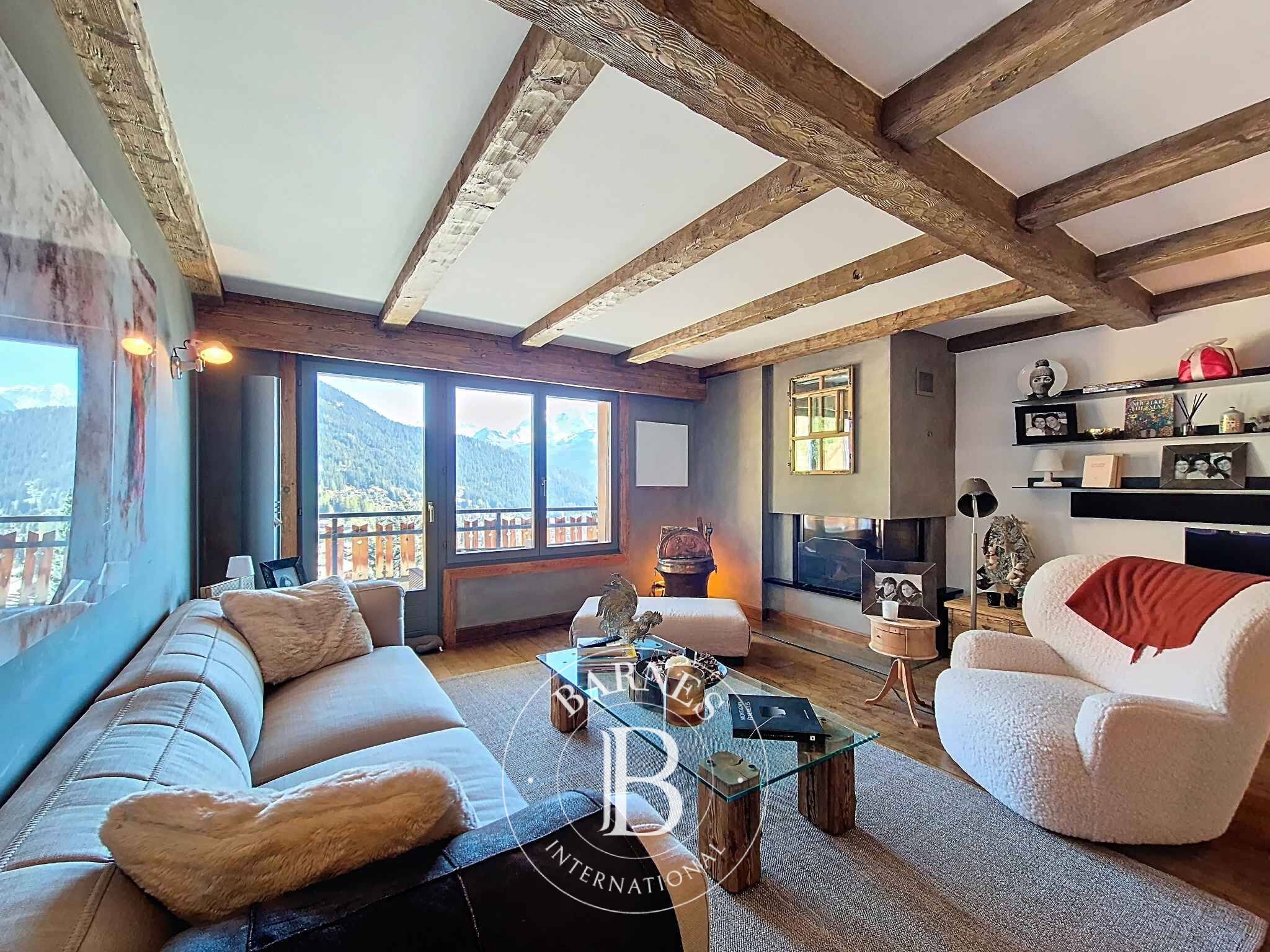 Panoramic View - Magnificent 2-Bedroom Apartment  - picture 2