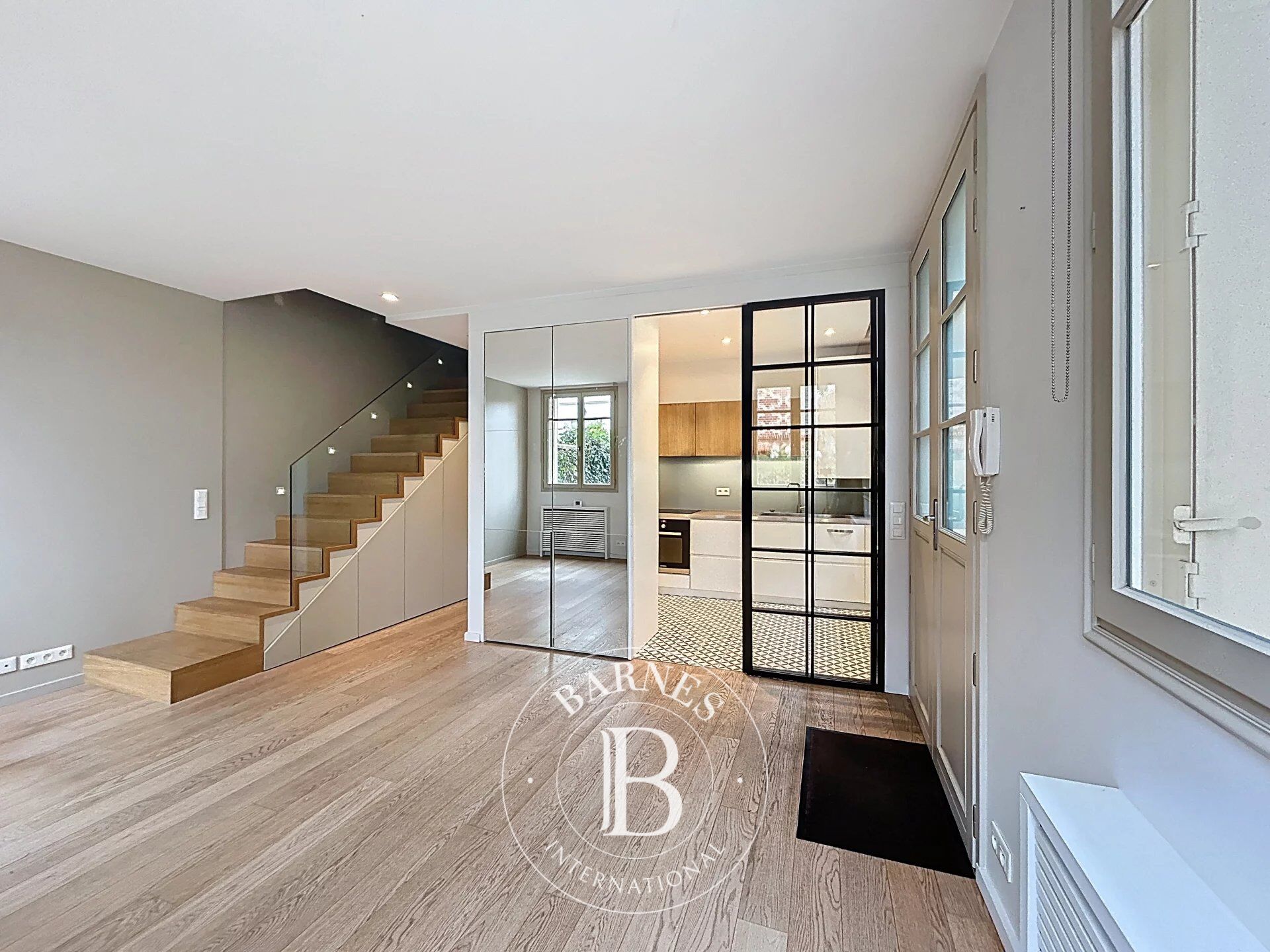 Le service location de la Maison BARNES vous propose ce bien : - picture 1