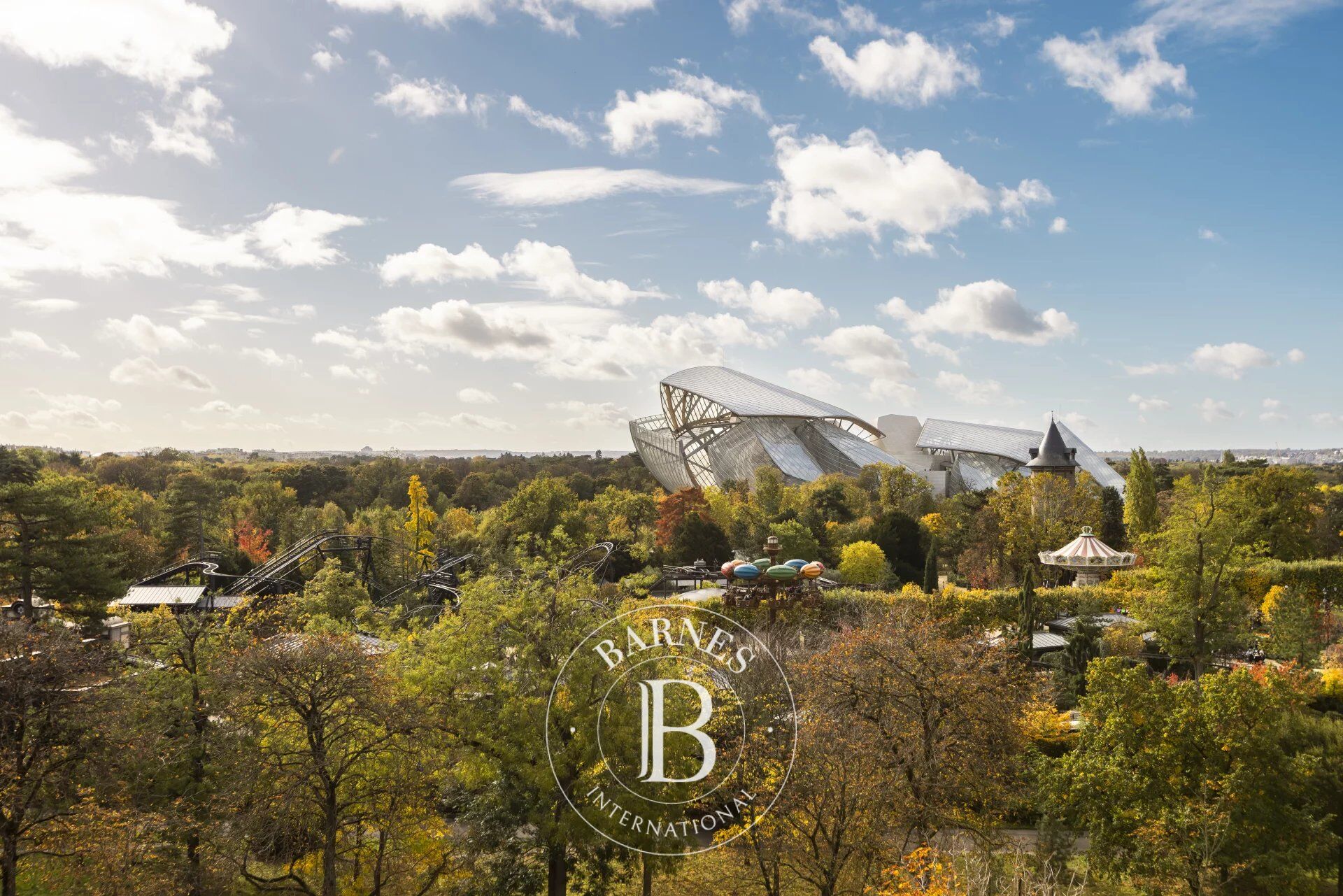 Palacete Neuilly-sur-Seine - picture 1