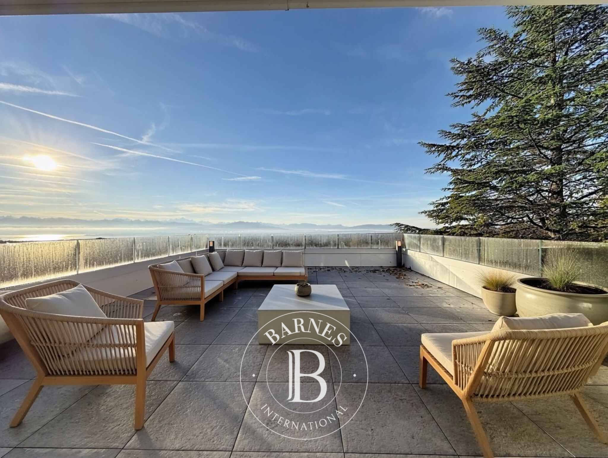 Venta, Villa Genolier - picture 10