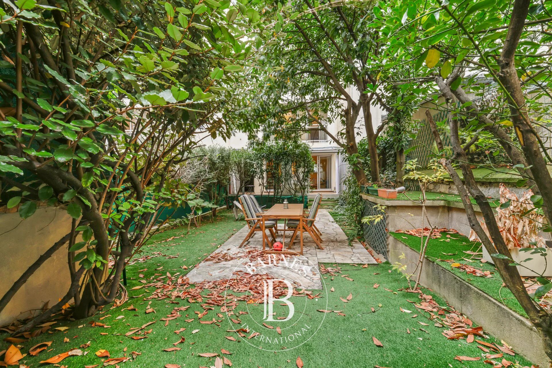 Exclusivité - Paris 16 - Place de Mexico / Longchamp - 1 chambre - Jardin - Esprit maison de ville - picture 1