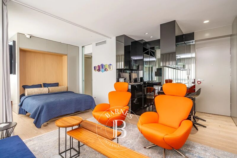 Exclusivo estudio reformado junto al Parque del Retiro