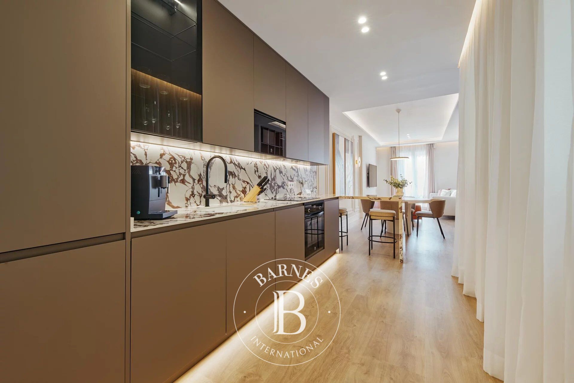 Daire Madrid - picture 4