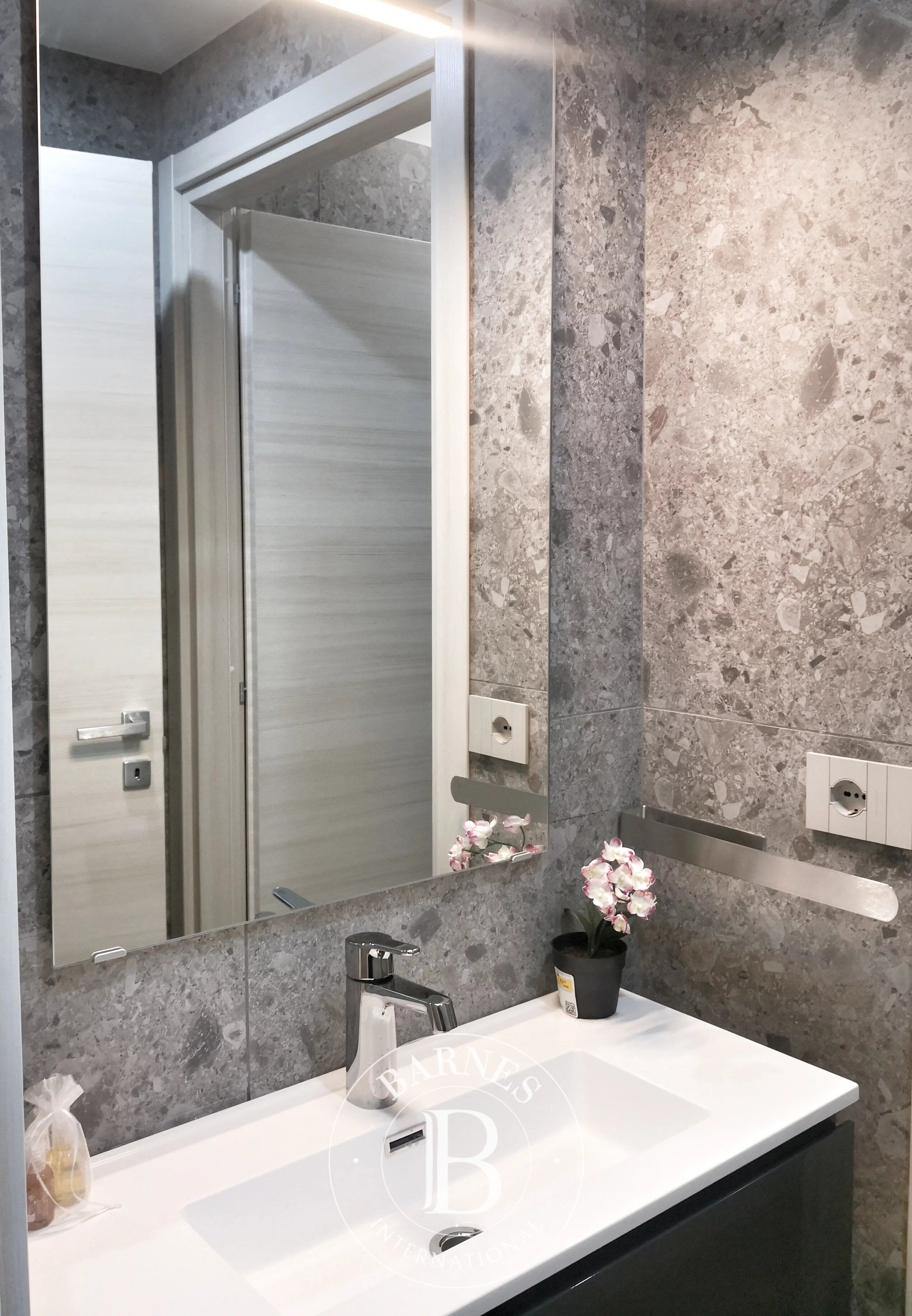 Daire Como - picture 14