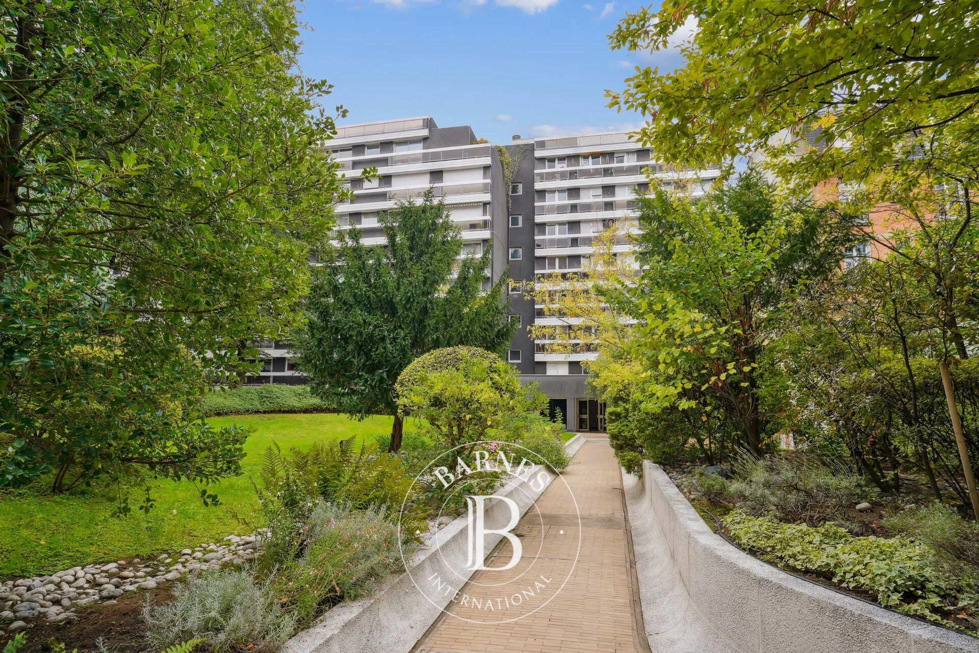 For Sale Apartment | Paris 16ème - picture 8