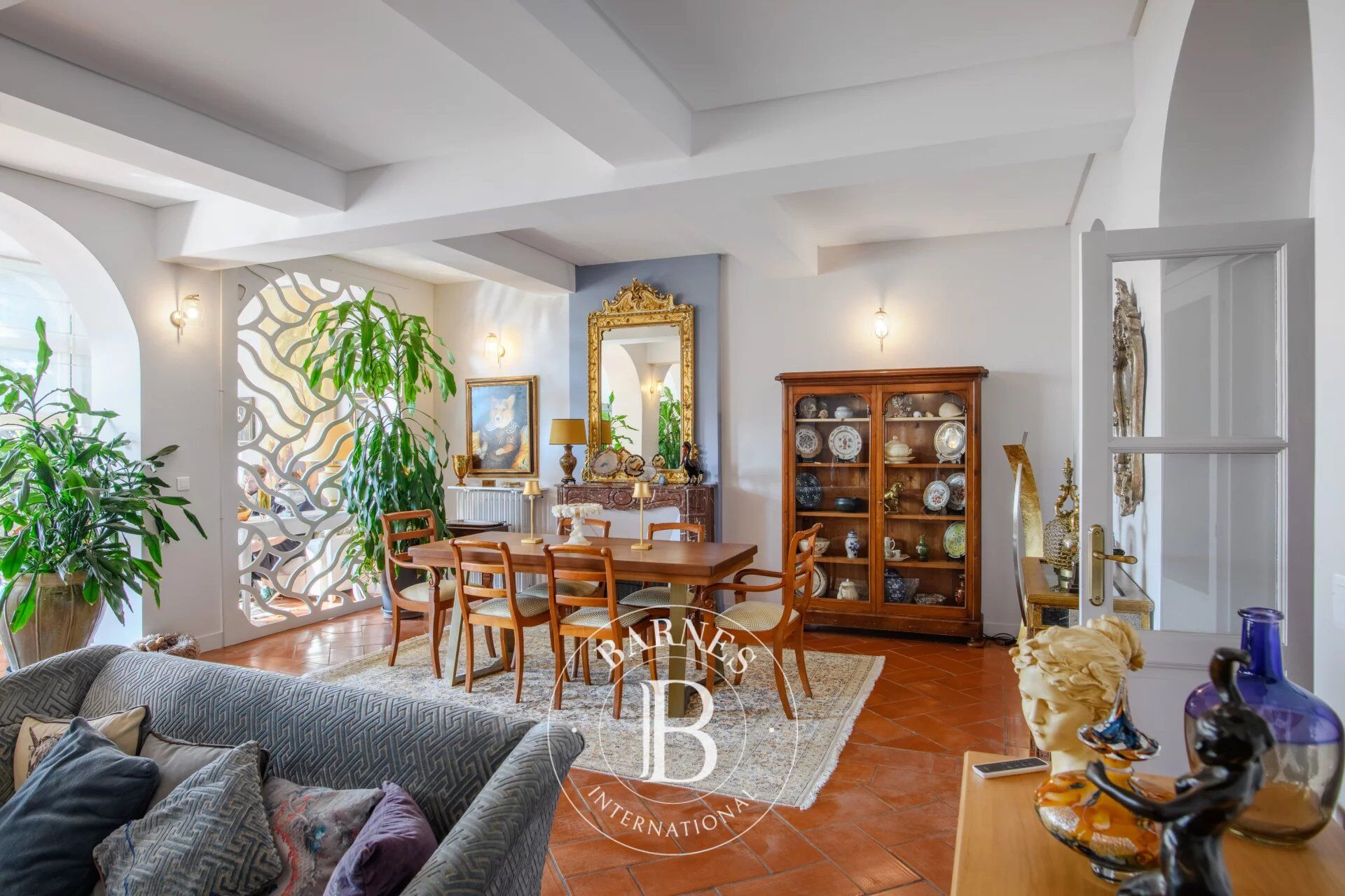 Toulon, Le Mourillon, ravissante maison de ville rénovée, calme, vue mer, jardin, garages - picture 1