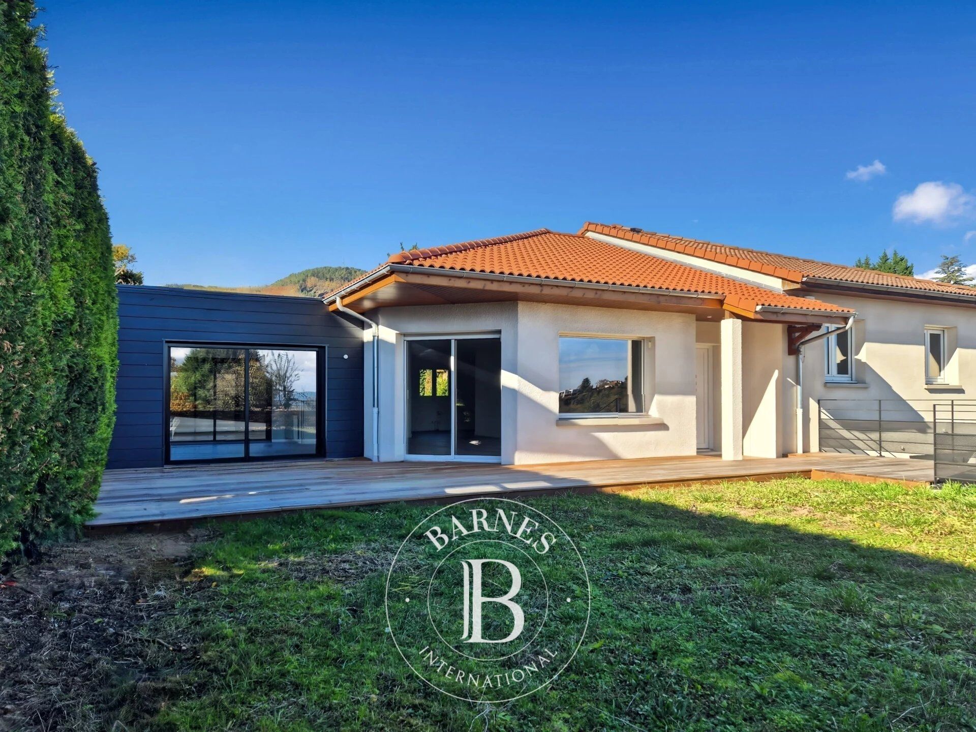 House Beaumont - picture 1