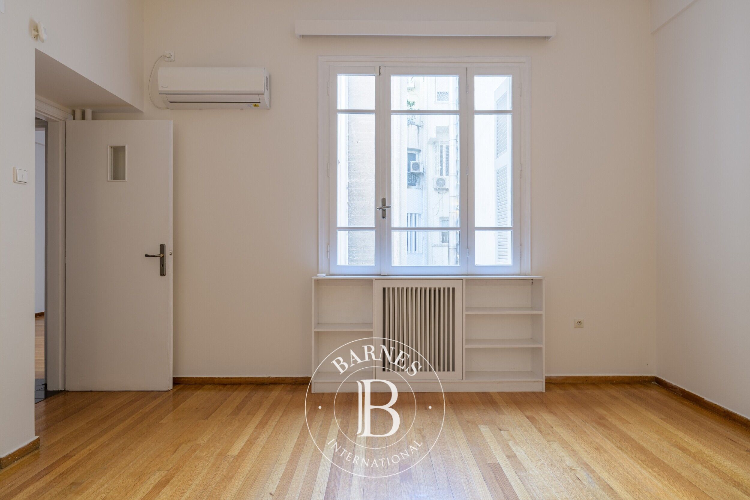 Daire Kolonaki - picture 10