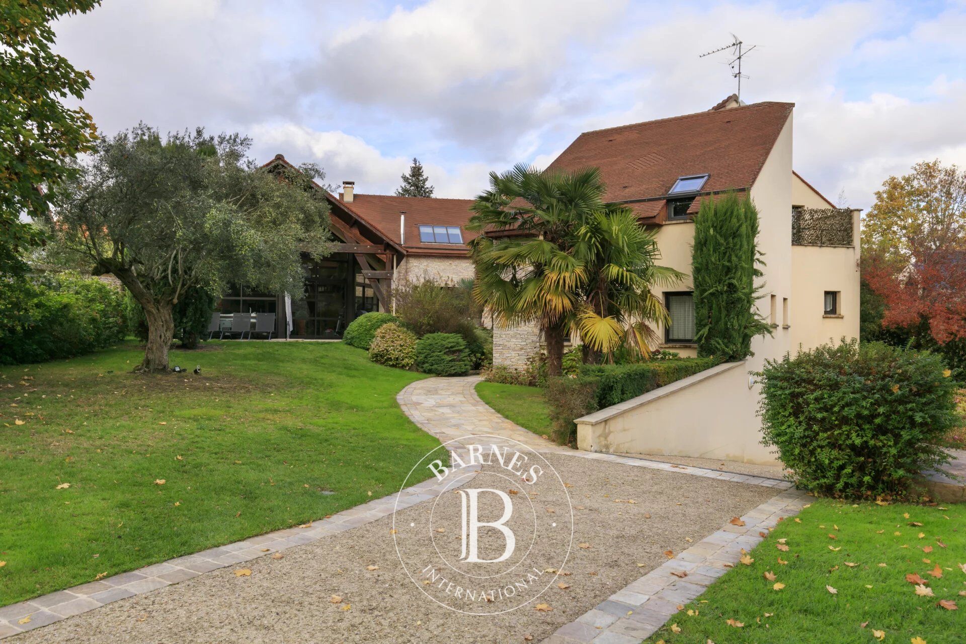 Maison d'architecte à vendre - Verrières le Buisson -  500 m² environ - Piscine intérieure - Sauna/Hammam - picture 1