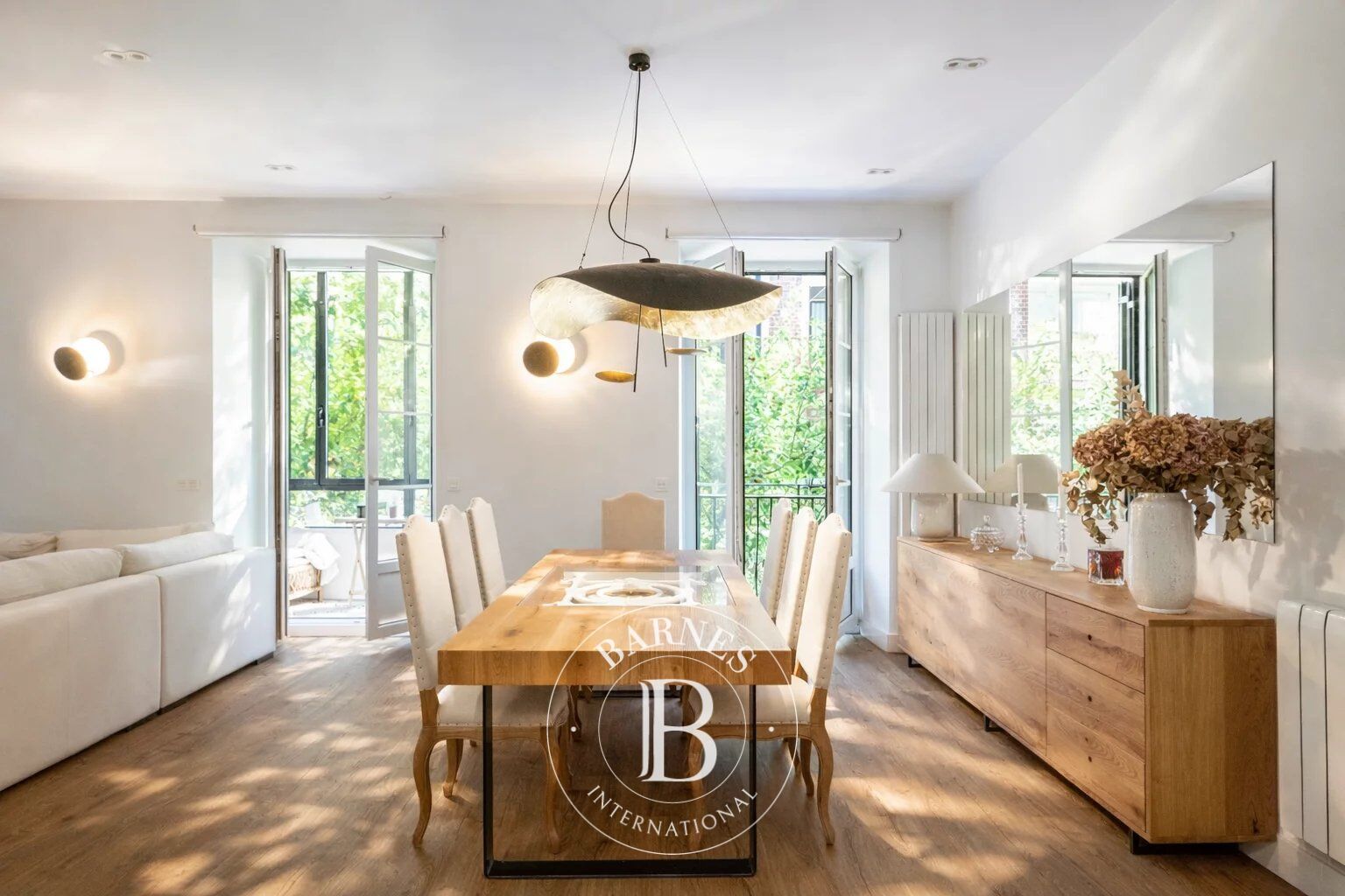 SAN SEBASTIÁN - Spacious apartment in the city center - picture 2