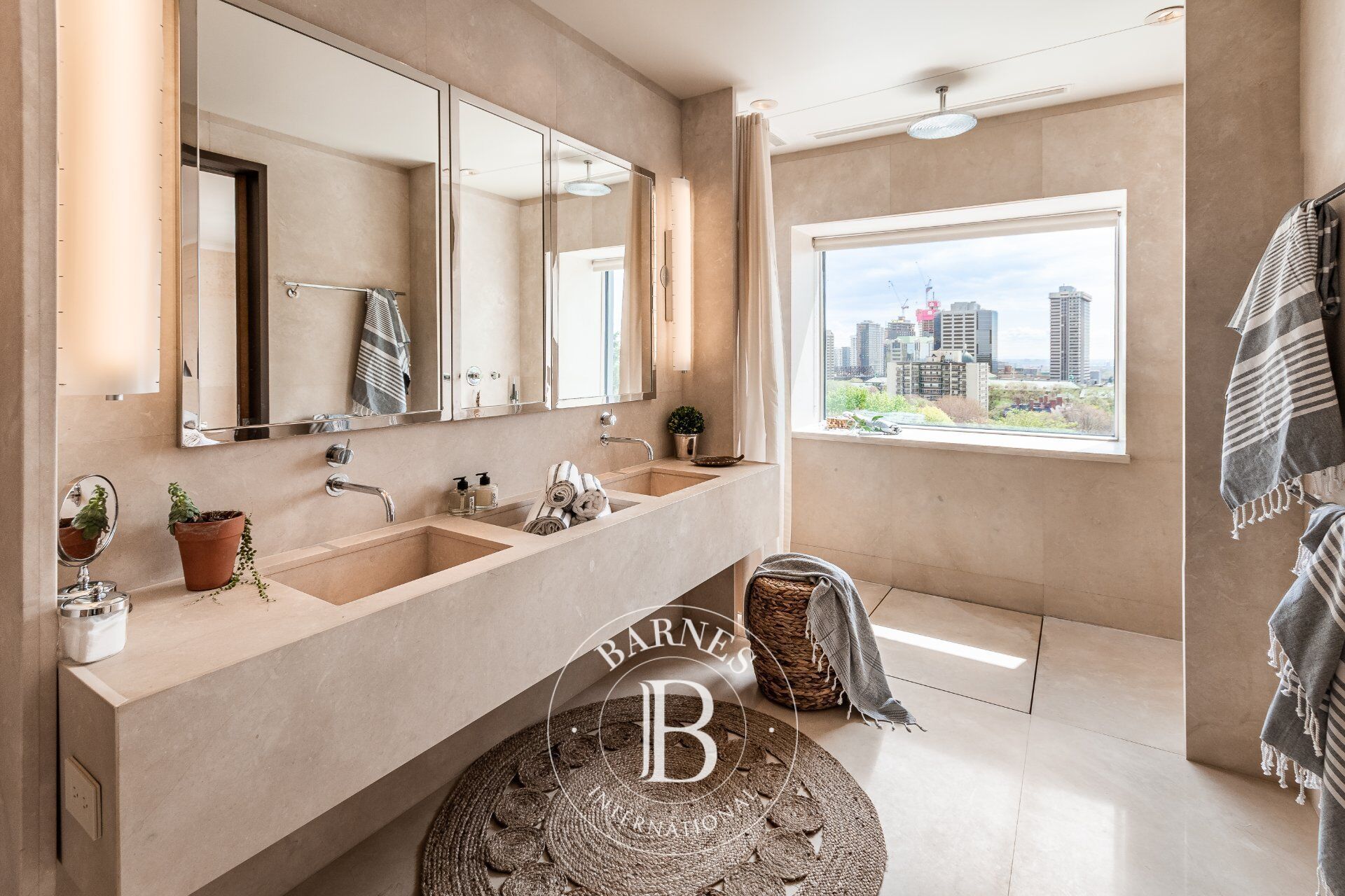 Ev Westmount - picture 28