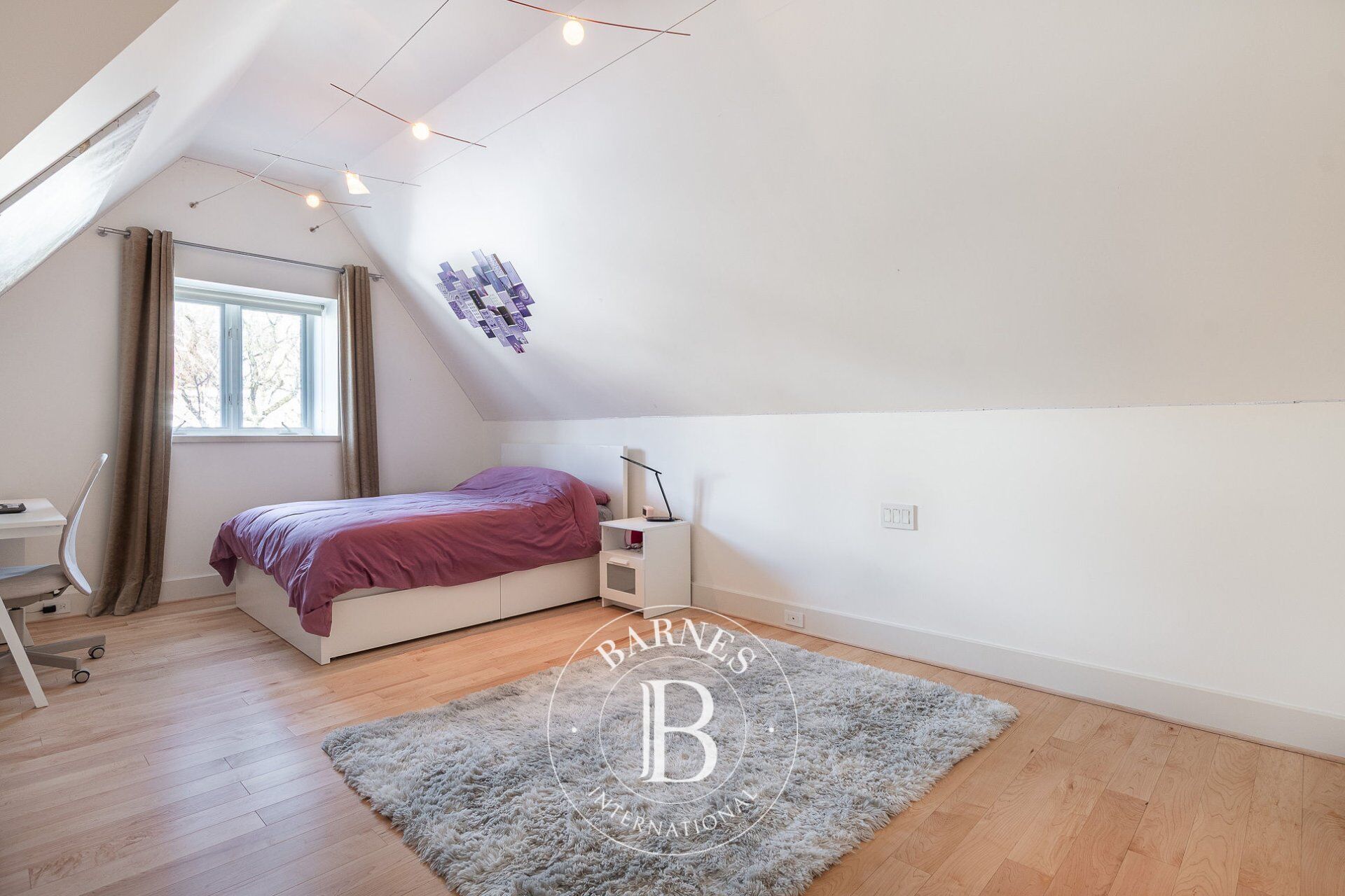 Ev Westmount - picture 32