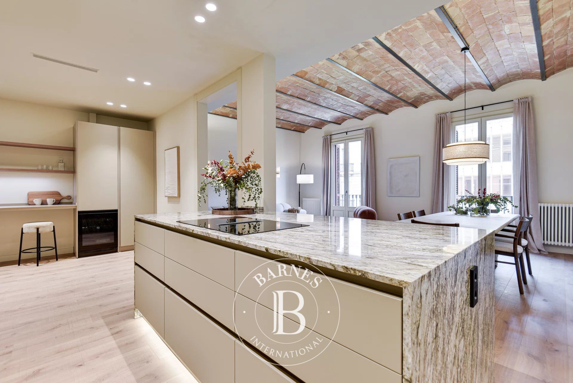 Vivre au Quadrat d’Or : élégance, histoire et modernité - picture 1