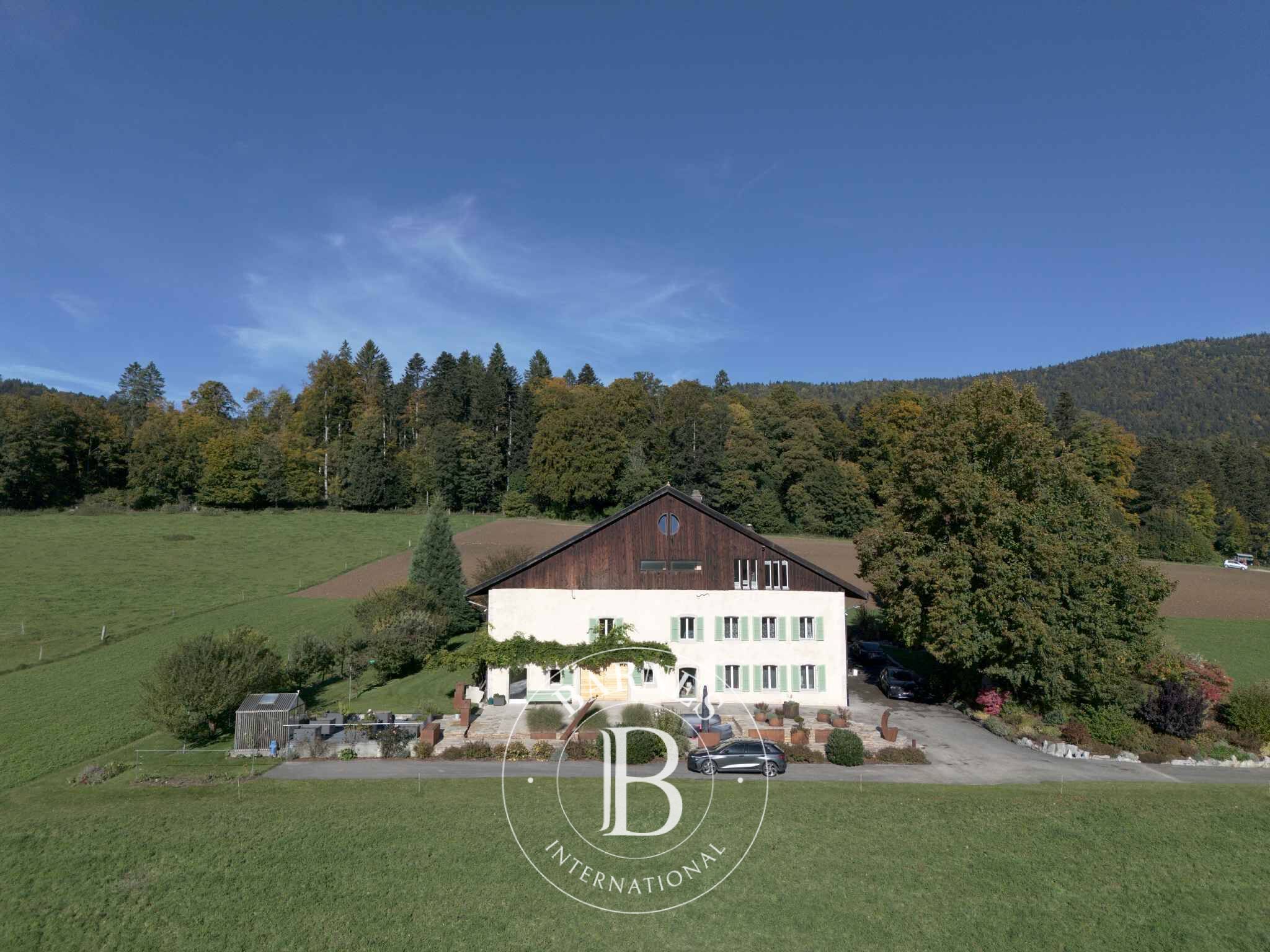 Bauernhof Lignières - picture 1