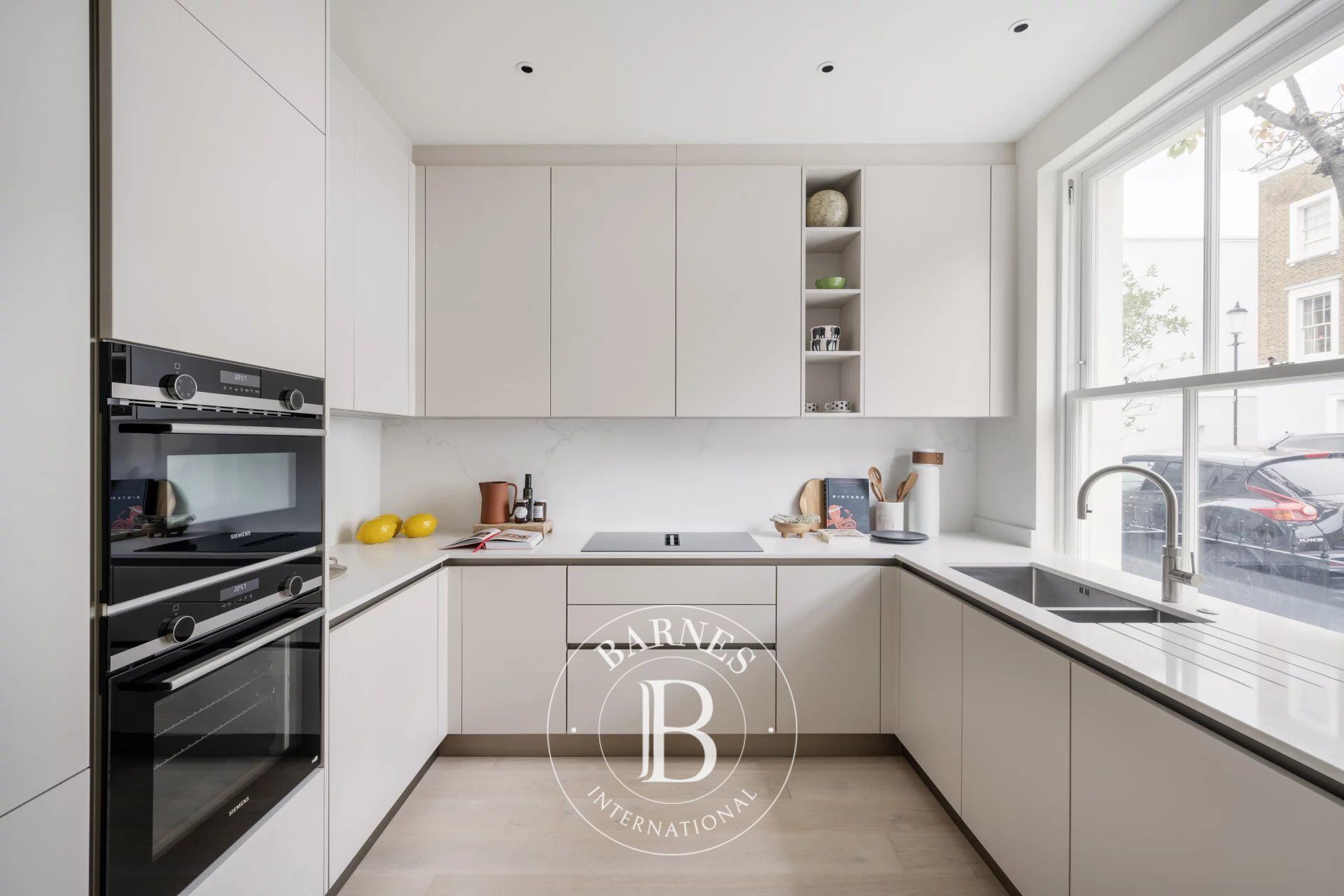 Ev London - picture 9